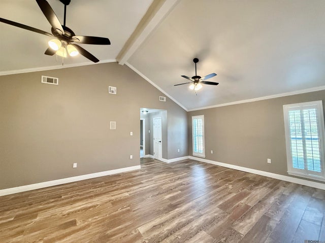 16706 Planchet Rd, Baton Rouge