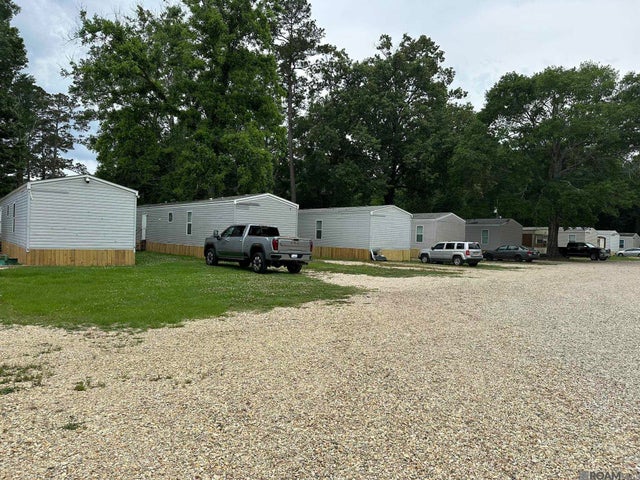 30263 Eden Church Rd, Denham Springs