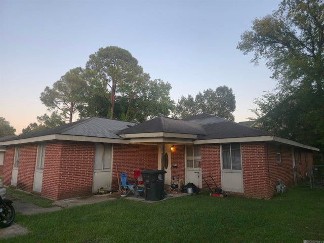 463-465 Jennifer Jean Dr, Baton Rouge