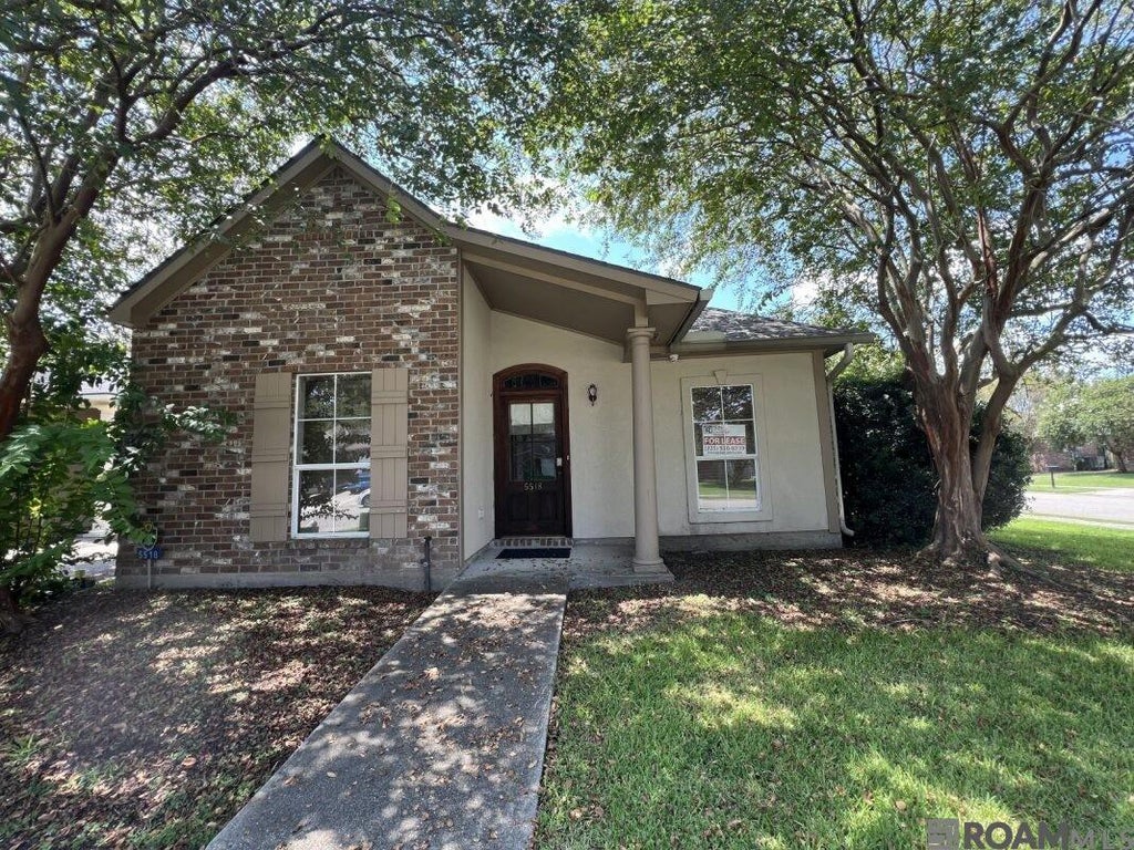 5518 Arialo Dr, Baton Rouge