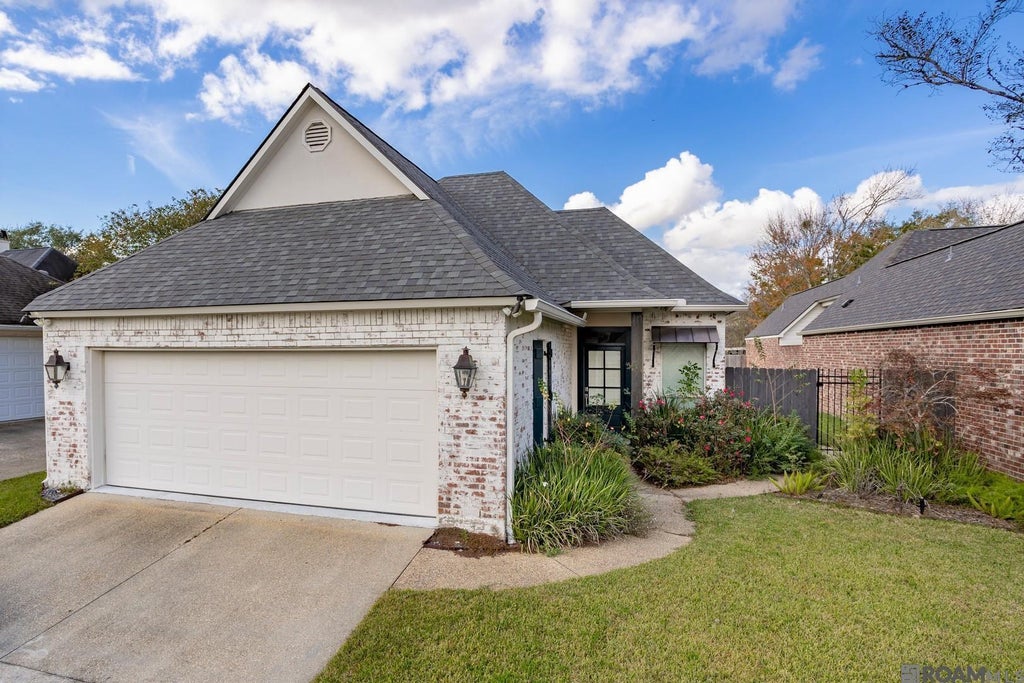 5140 Summa Ct, Baton Rouge