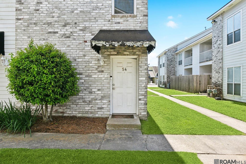 5143 Nicholson Dr, Baton Rouge