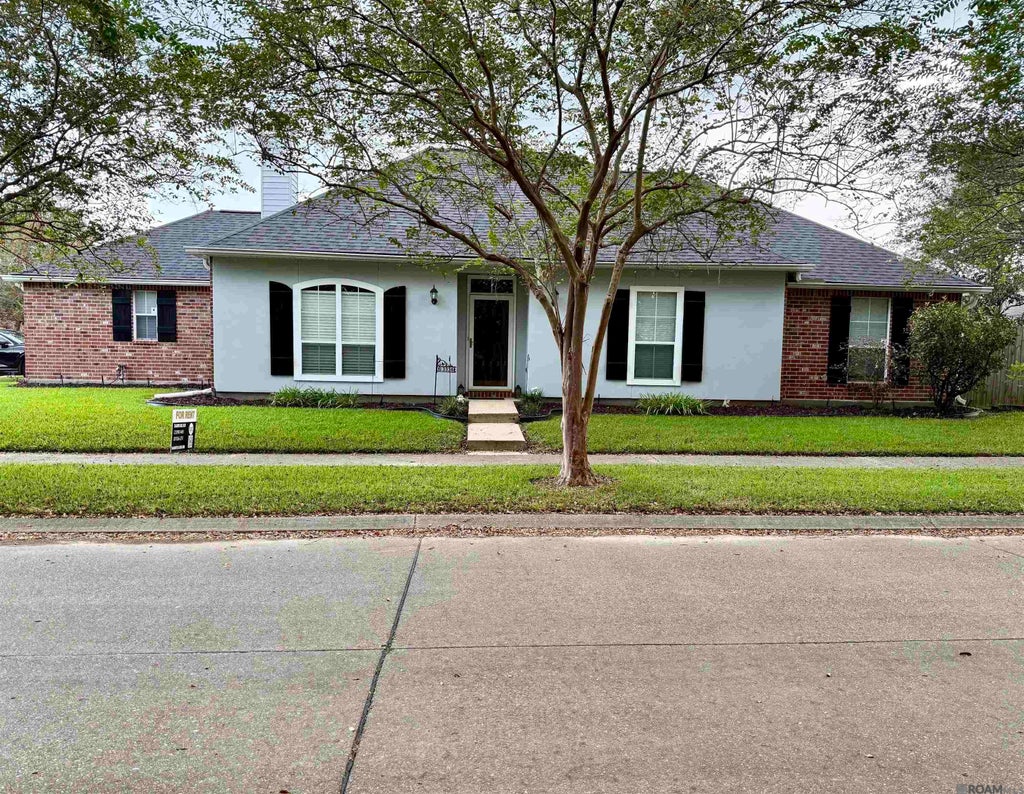 13336 Natchez Ct, Baton Rouge