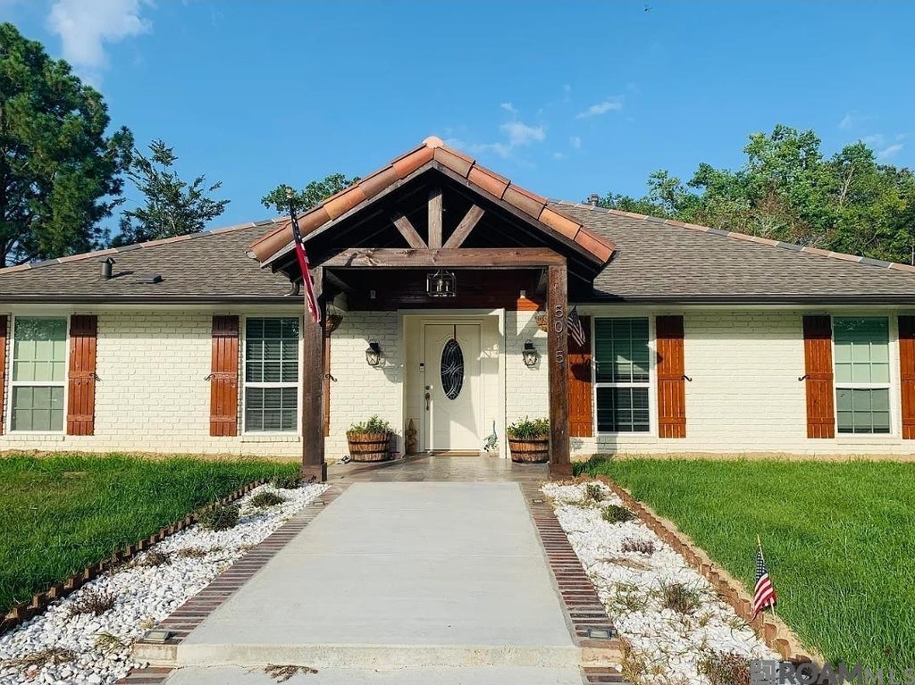5015 Cross Keys Dr, Baton Rouge
