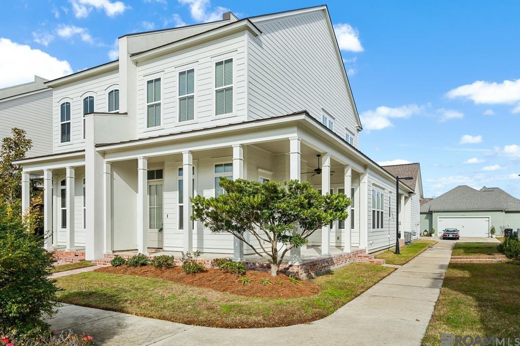 2048 Perennial Ln, Baton Rouge