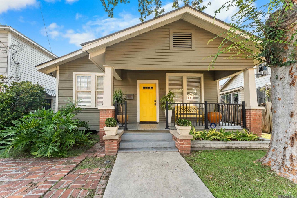 706 Maximillian St, Baton Rouge