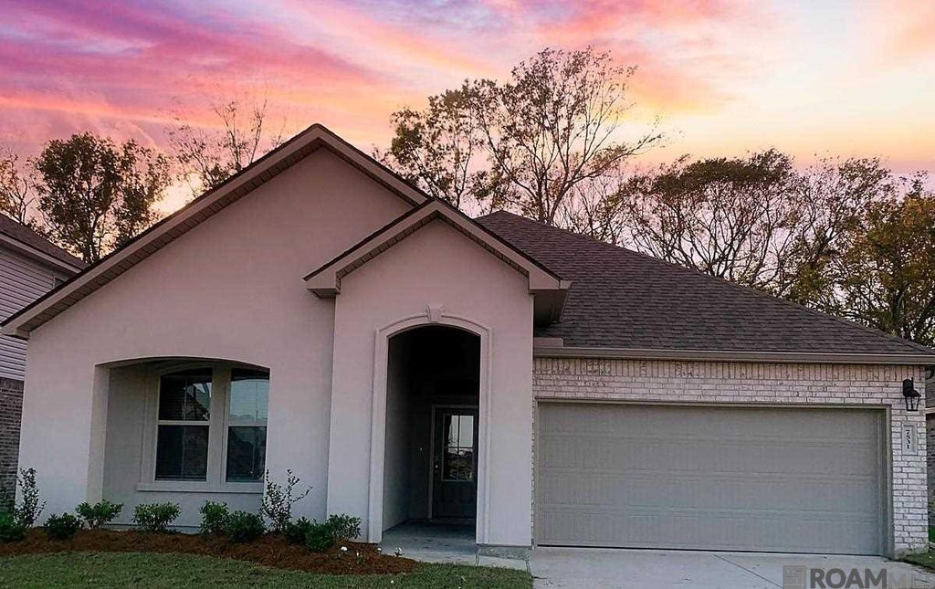 7531 Trailview Dr, Gonzales