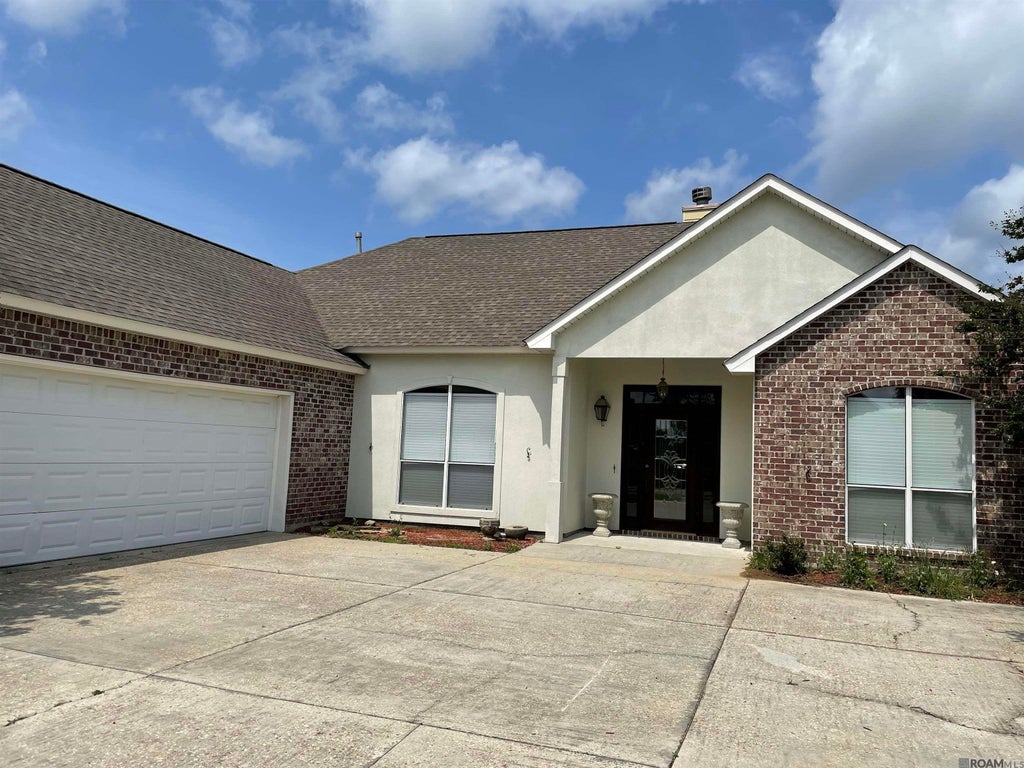 36497 Stanton Hall Drive, Denham Springs