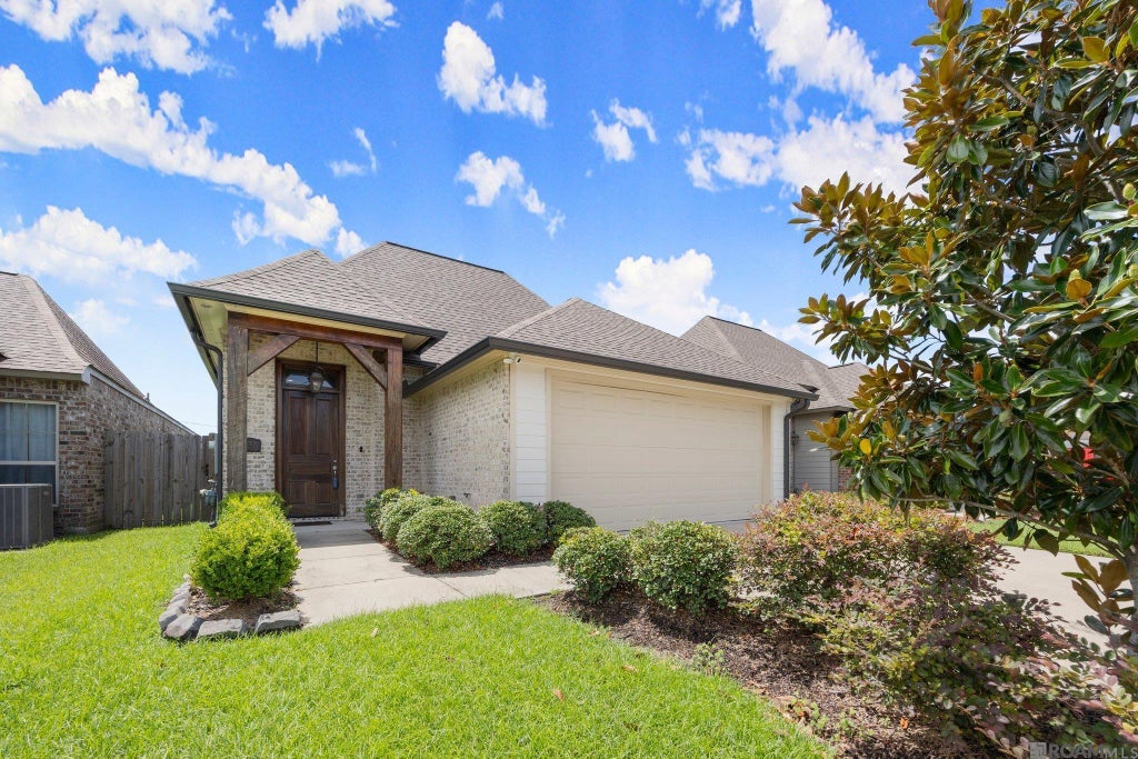 16303 Fort Jackson St, Prairieville
