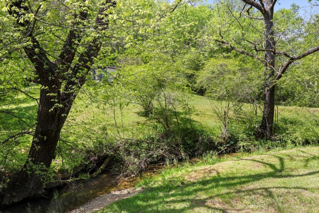 Photo of Listing #1511379