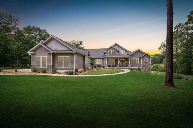 Photo of Listing #1511986