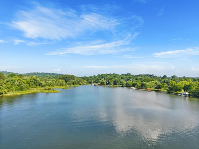 Photo of Listing #1516340