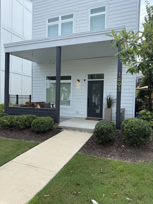 Photo of Listing #1516520