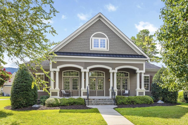 Photo of Listing #1518196