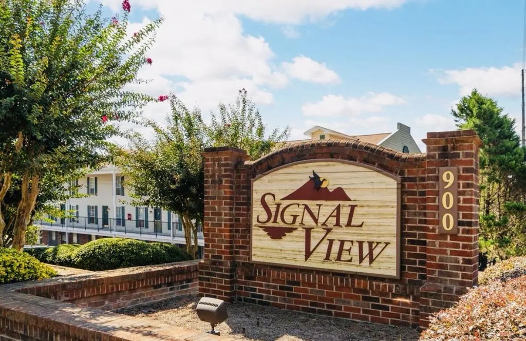 900 Mountain Creek Road, Chattanooga