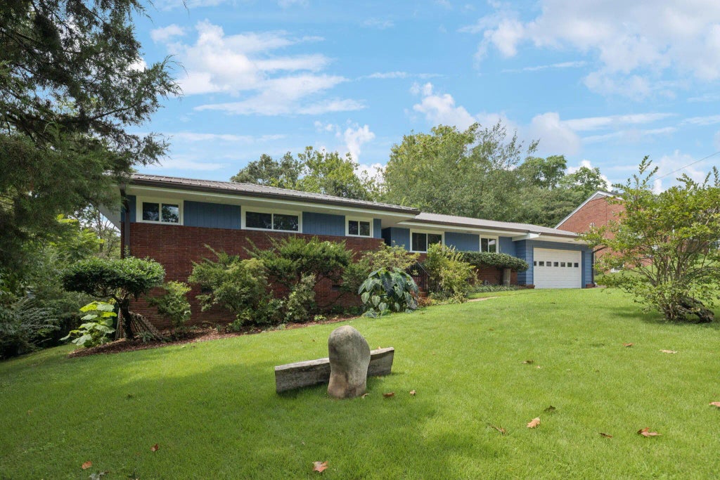 506 Semi Circle, Chattanooga