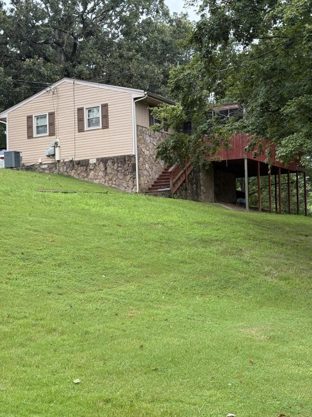 Photo of Listing #1518146