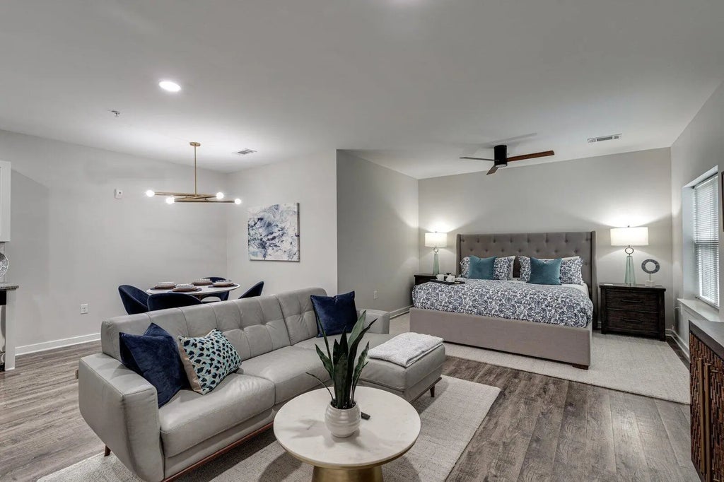 782 Riverfront Parkway, Chattanooga