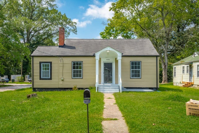 Photo of Listing #1519606