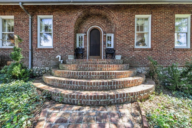 Photo of Listing #1520074