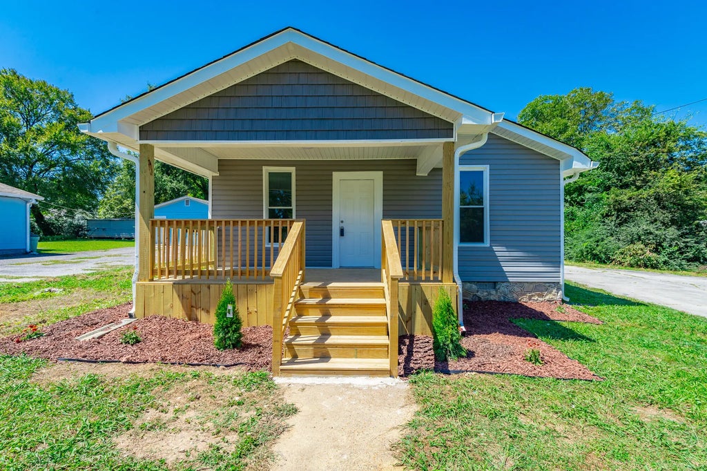 936 Cross Street, Rossville