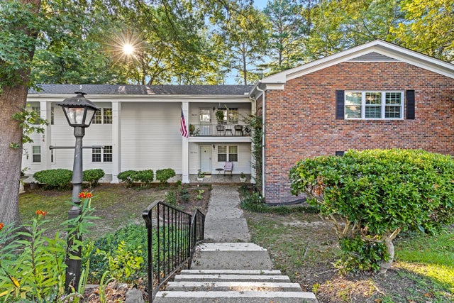 Photo of Listing #1519947