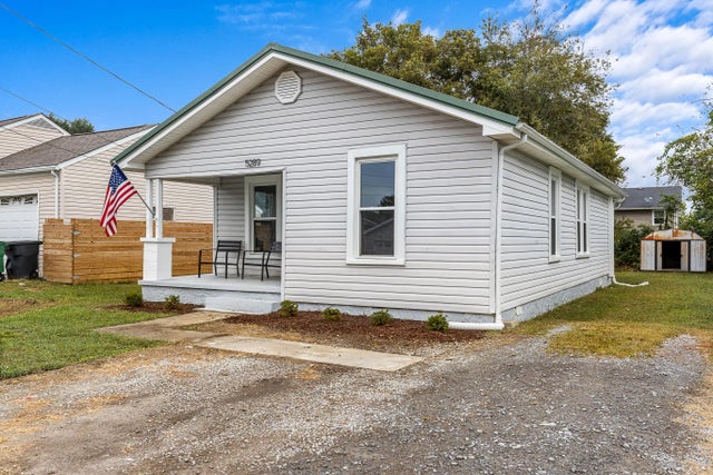 Photo of Listing #1521106