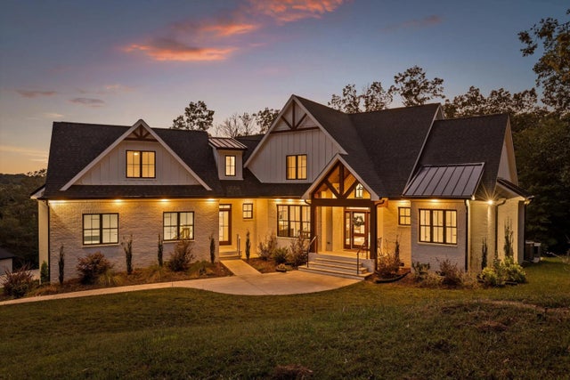 Photo of Listing #1520474