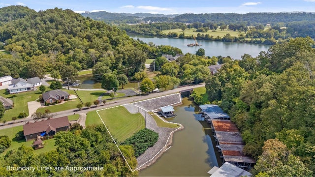 Photo of Listing #1520285