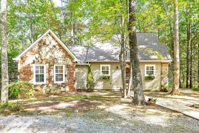 Photo of Listing #1521416