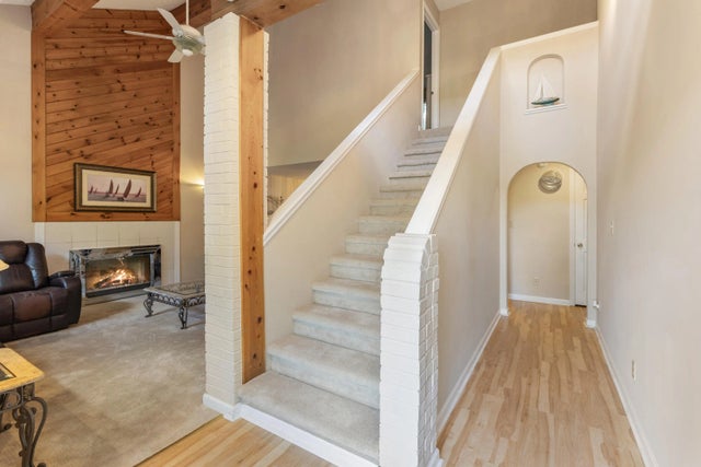 Photo of Listing #1520977