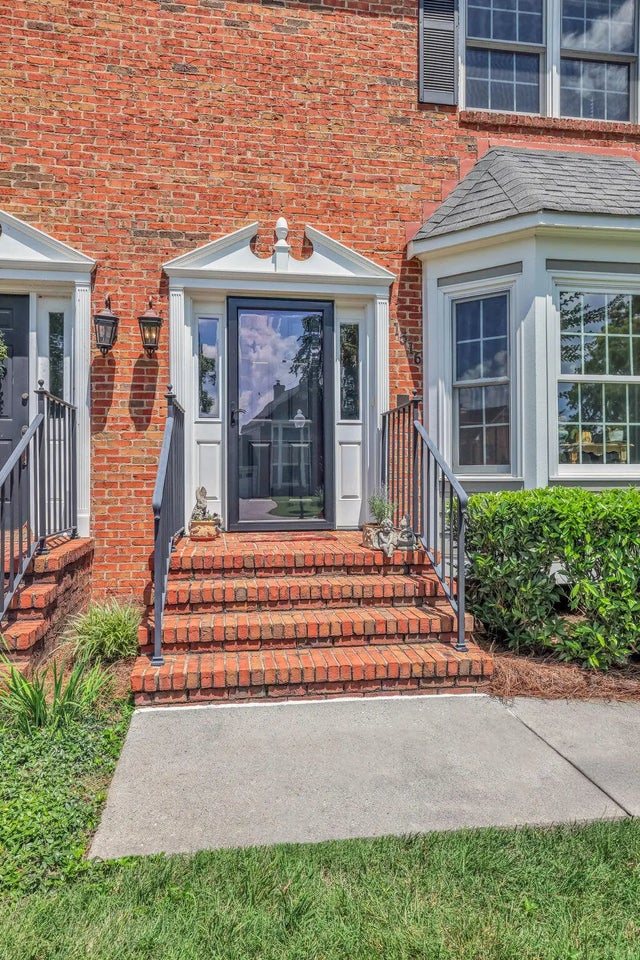 Photo of Listing #1521277