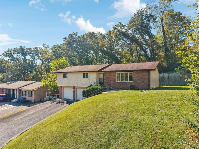 Photo of Listing #1521762