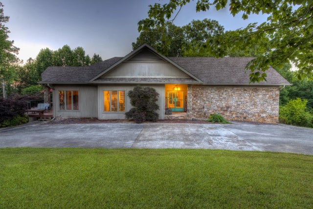 Photo of Listing #1521536