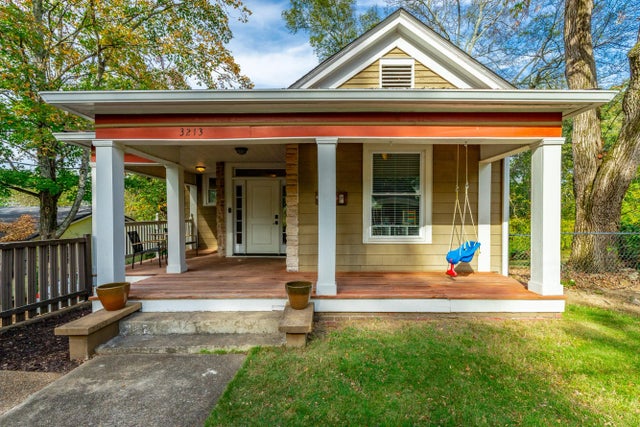 Photo of Listing #1522717