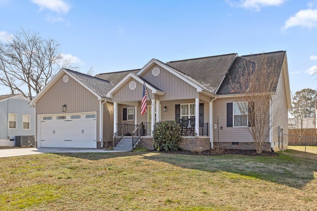 Photo of Listing #1522654