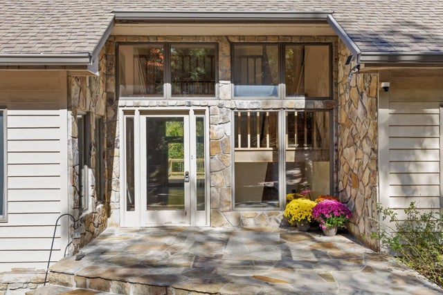 Photo of Listing #1523021