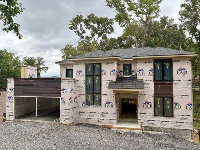 Photo of Listing #1523479