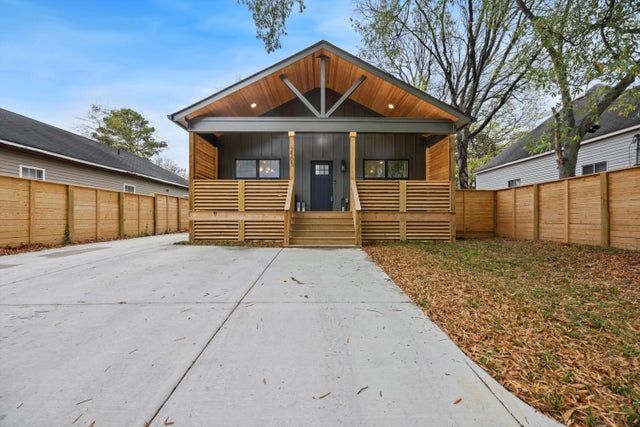 Photo of Listing #1523458