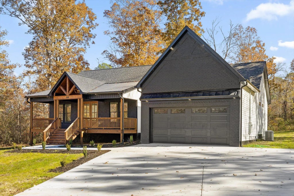 308 Cloud Road, Trenton