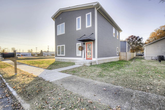 Photo of Listing #1524064