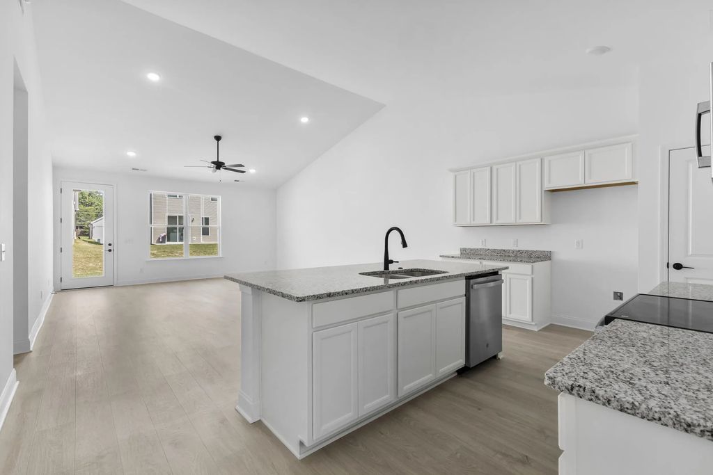 8754 James Creek Drive, Ooltewah
