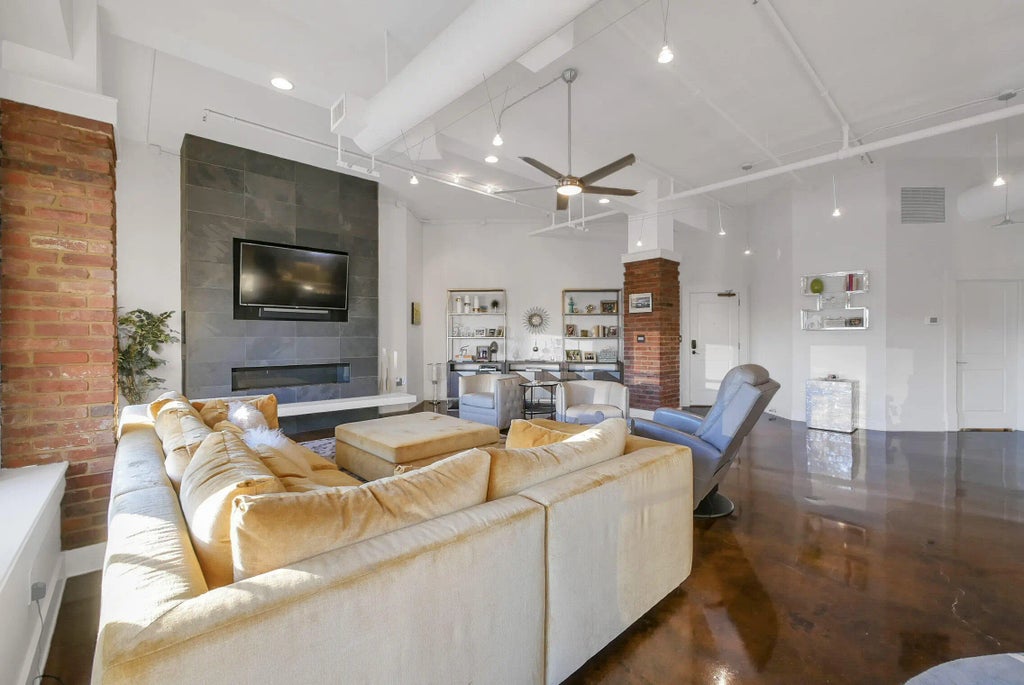 800 Market Street, Chattanooga