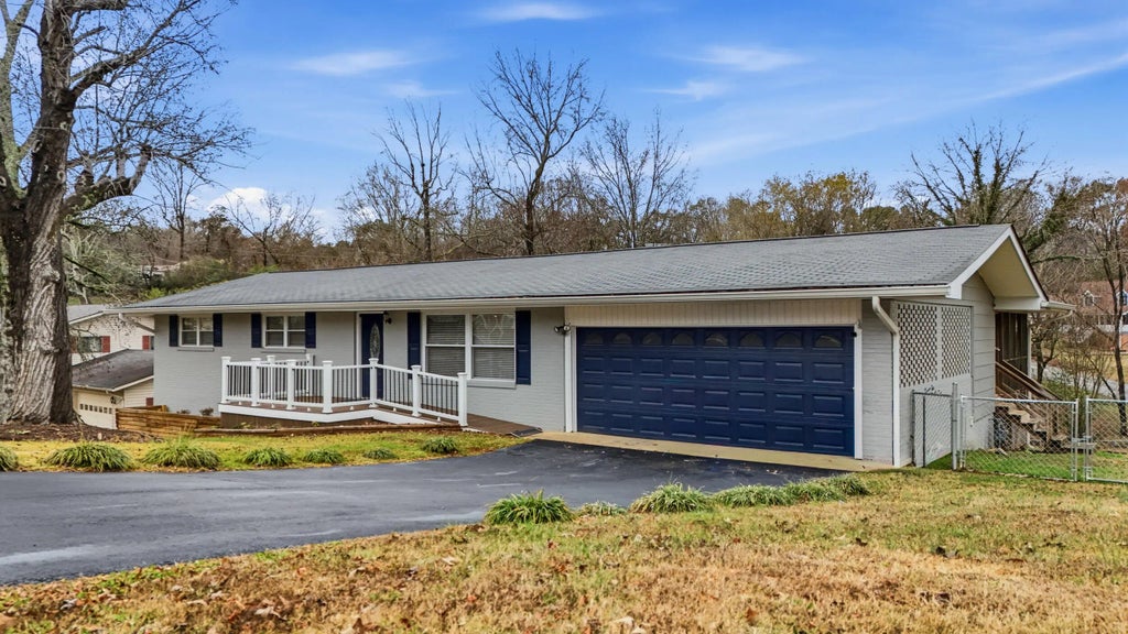 4625 Lake Haven Drive, Chattanooga