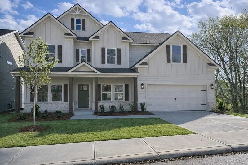 1325 Firelight Way, Ooltewah