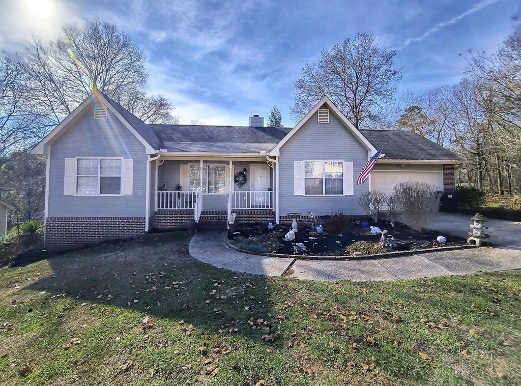 6015 Parsons Pond Drive, Ooltewah