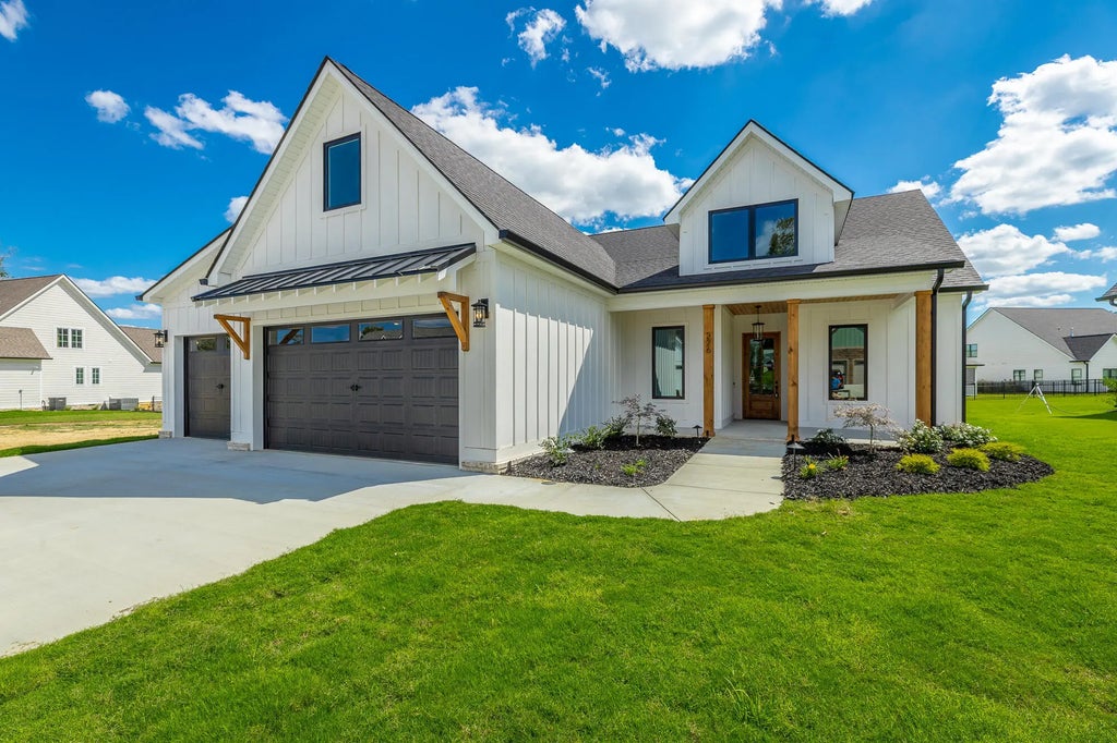 65 Anna Grace Lane, Ringgold