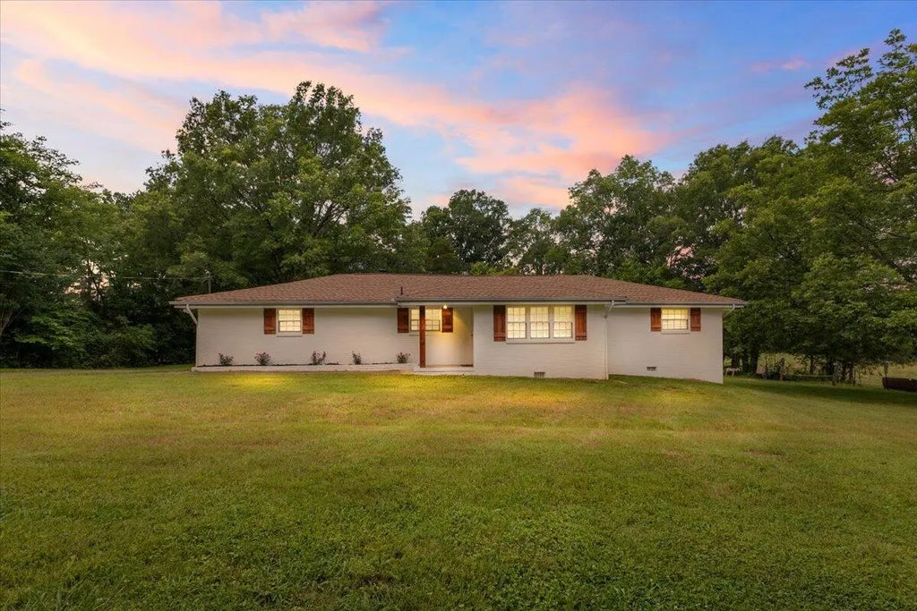 918 Old Lafayette Road, Chickamauga