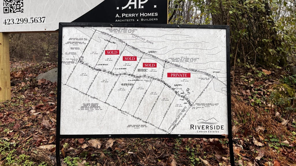 Cash Canyon Road, Chattanooga