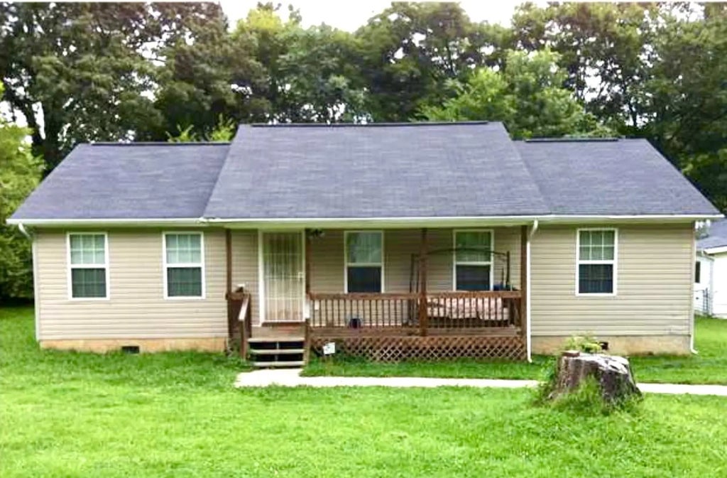 278 School Street, Rossville